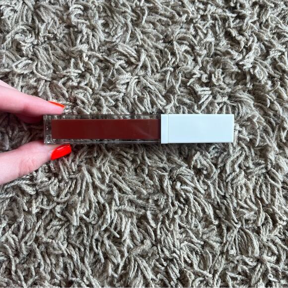 NEW! Ofra Liquid Lipstick in Canyon - Picture 2 of 5